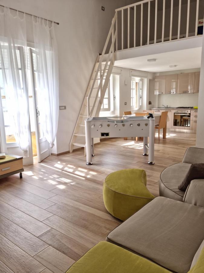 Il Civico Storico Apartment Бриндизи Екстериор снимка