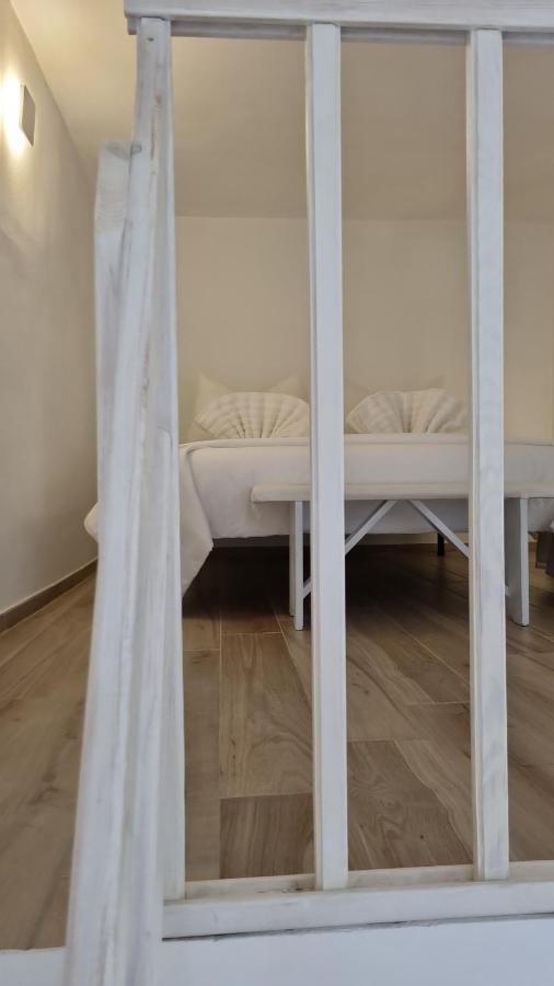 Il Civico Storico Apartment Бриндизи Екстериор снимка