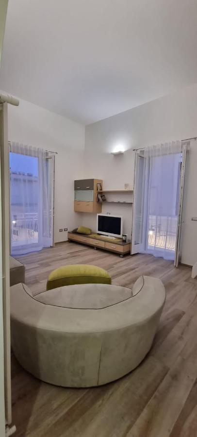Il Civico Storico Apartment Бриндизи Екстериор снимка