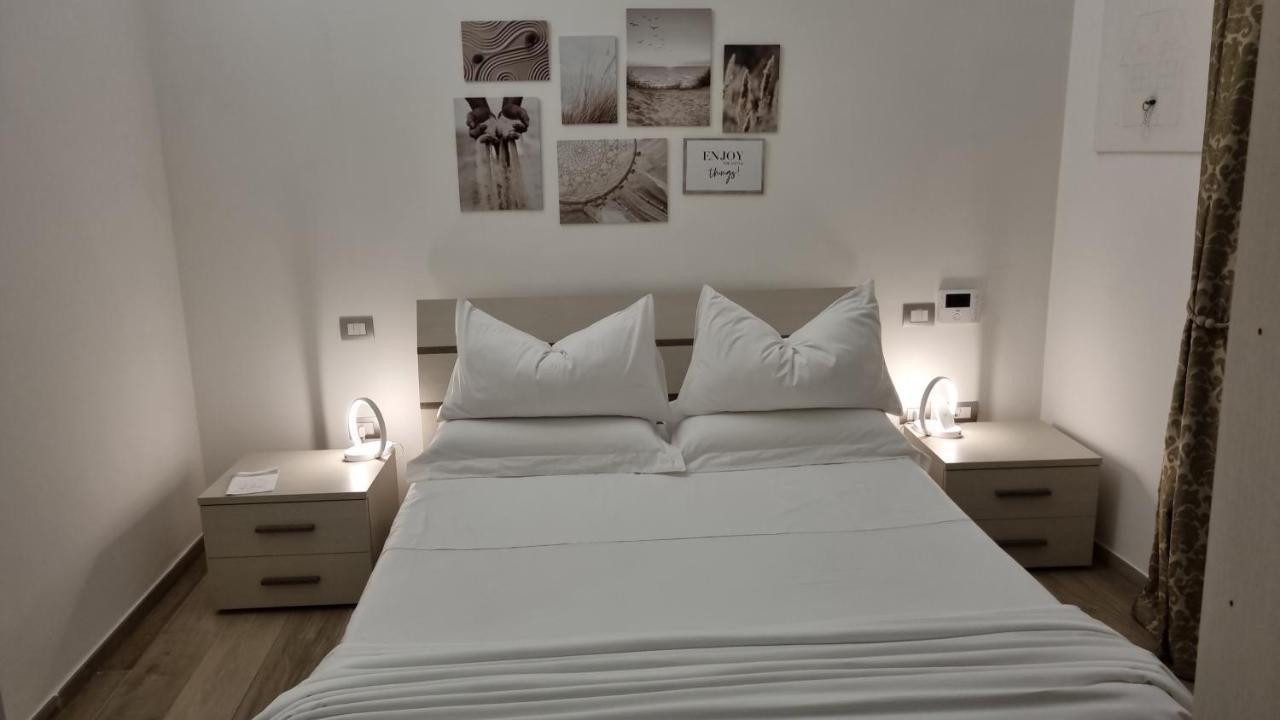 Il Civico Storico Apartment Бриндизи Екстериор снимка