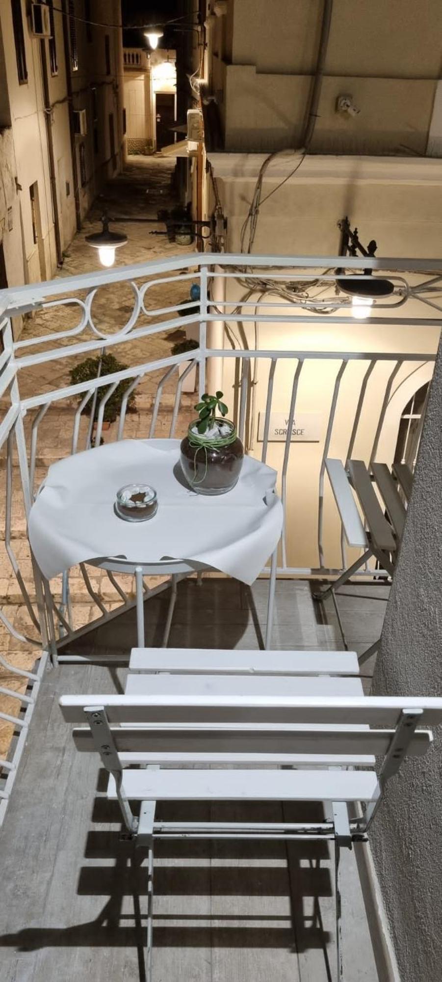 Il Civico Storico Apartment Бриндизи Екстериор снимка