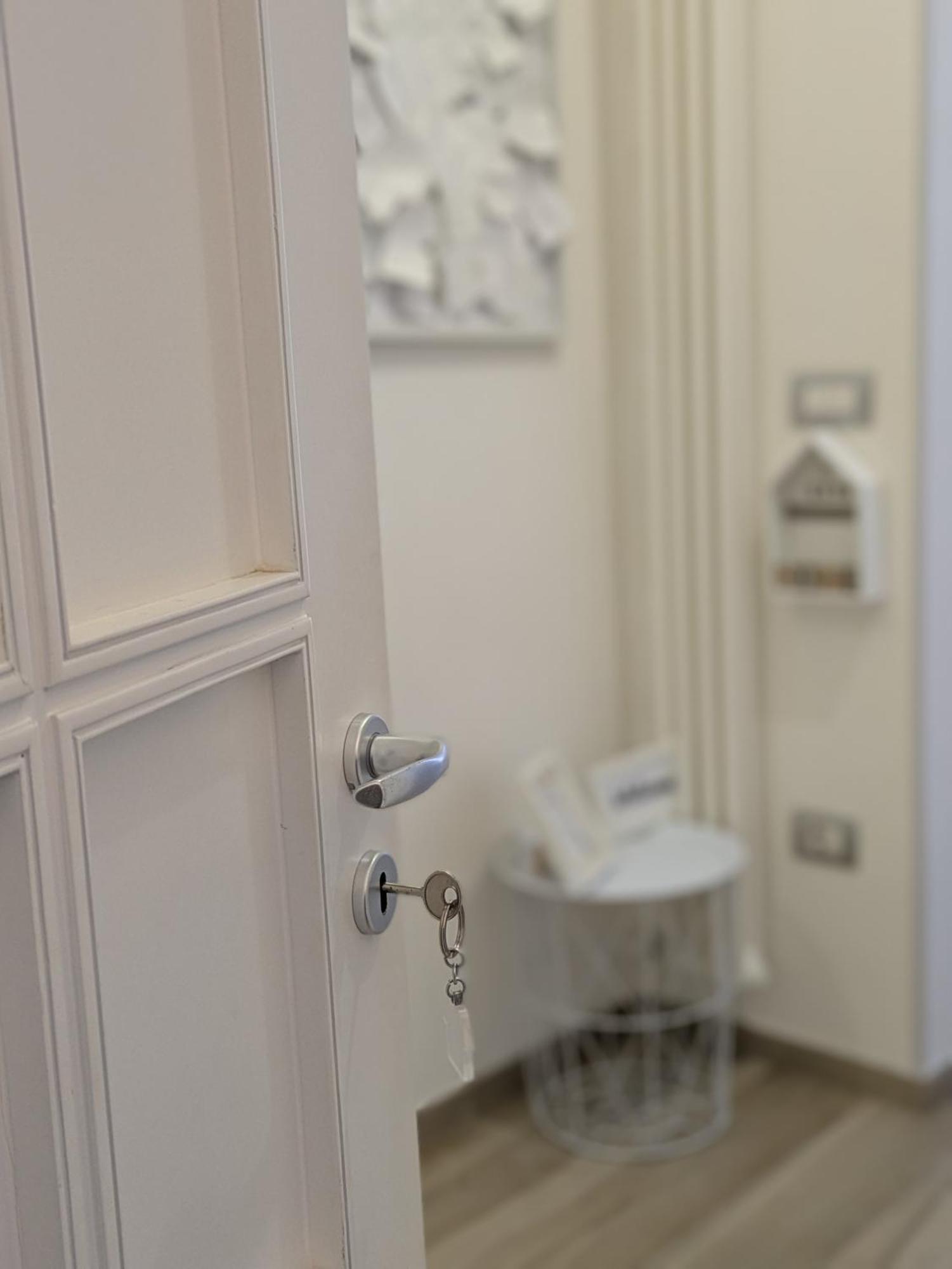 Il Civico Storico Apartment Бриндизи Екстериор снимка